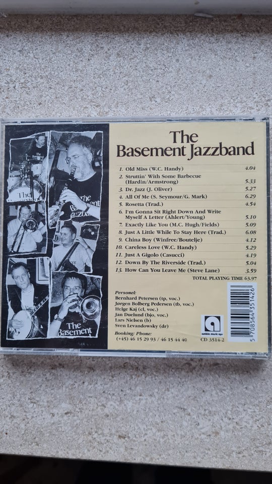 THE BASEMENT JAZZBAND: LIVE AT