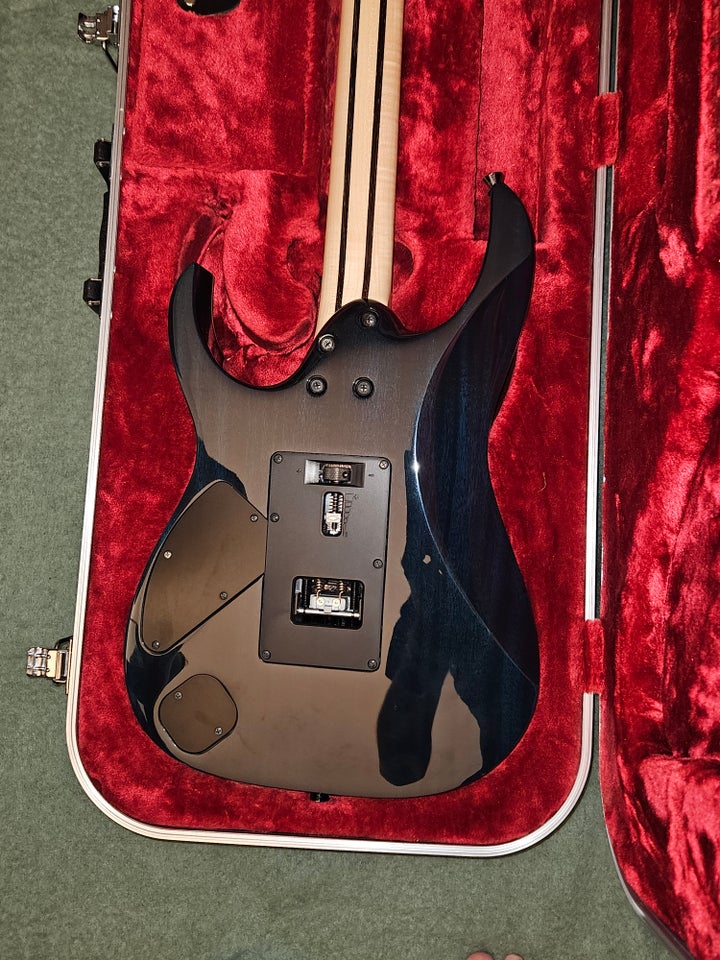 Elguitar, Ibanez J custom Rg8570Z