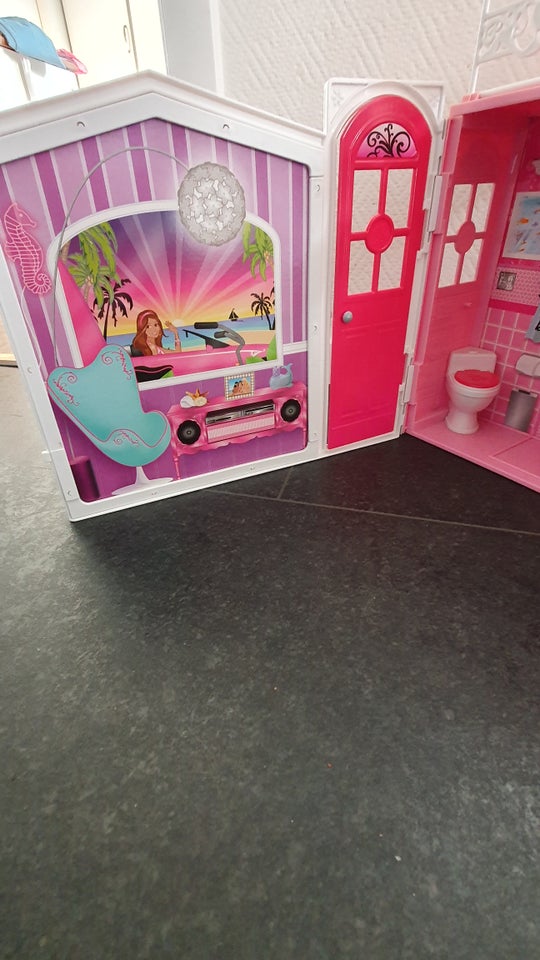 Barbie, Barbie hus i 2 etager/