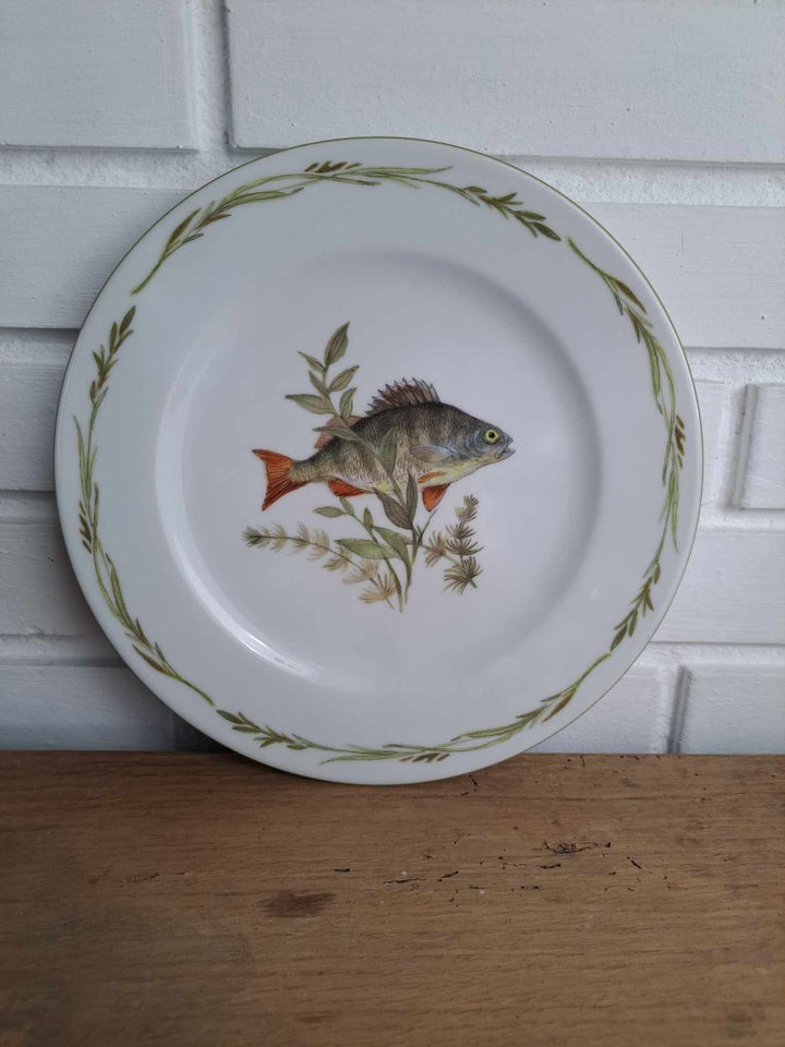 Porcelæn Fiskestellet Flad