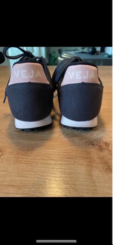 Sneakers, str. 37, Veja