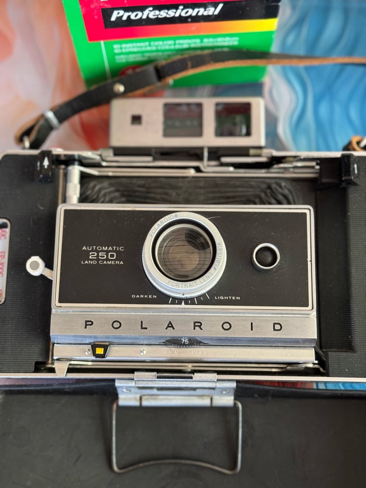 Polaroid, Landmark 250