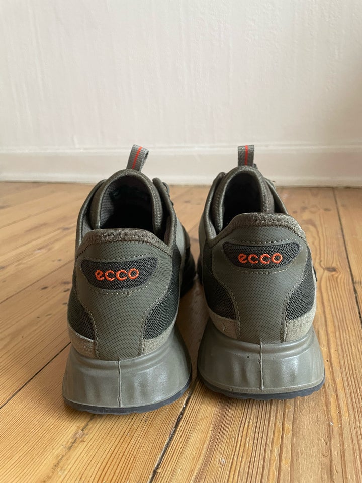 Sneakers, ECCO, str. 43