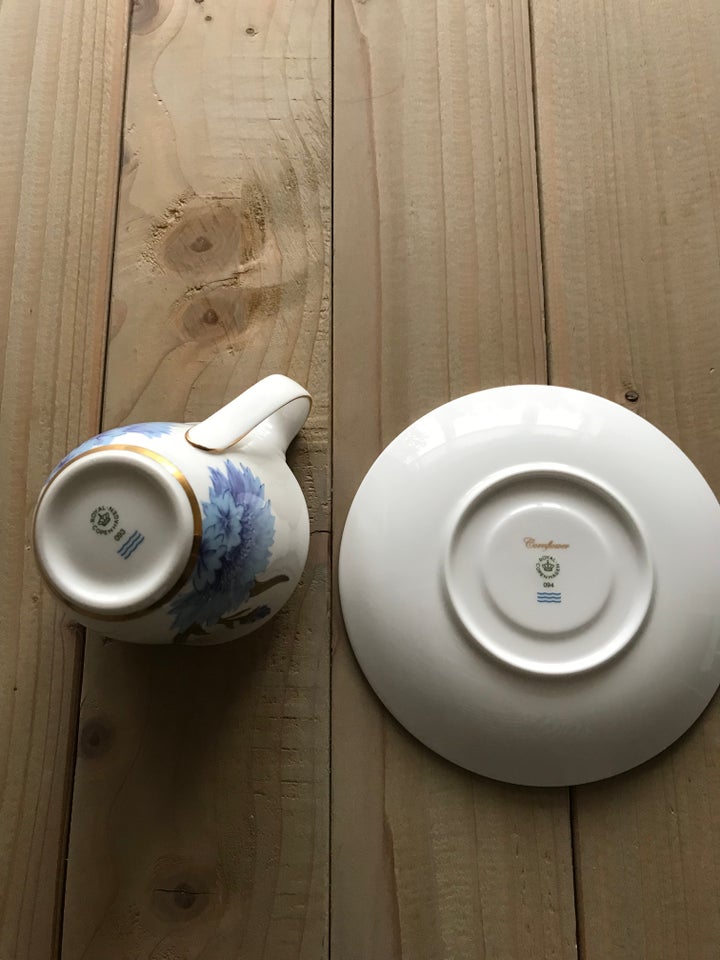 Porcelæn, Kop med underkop, Royal