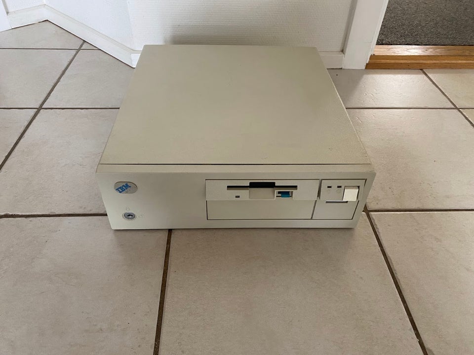 IBM, PS/2 Model 56 486 SLC2, 0,050