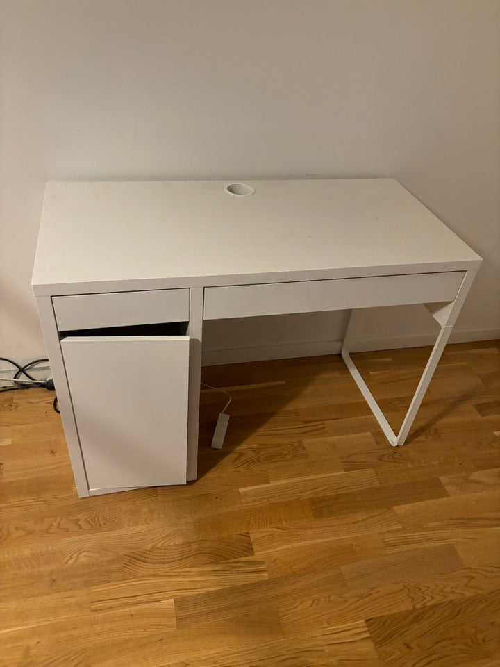 Skrivebord, IKEA