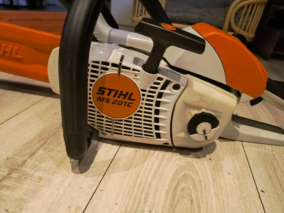 Motorsav, Stihl MS 201C