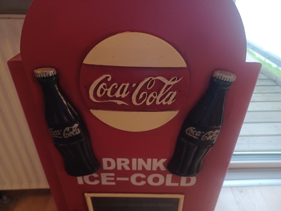 Hængeskab, Coca cola