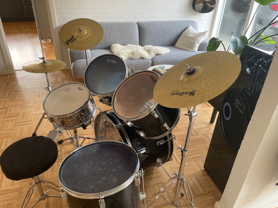 Andet, Cb percussion og perl