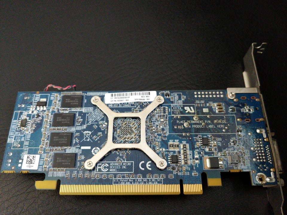 Radeon HD6570 Ati radeon 2 GB RAM