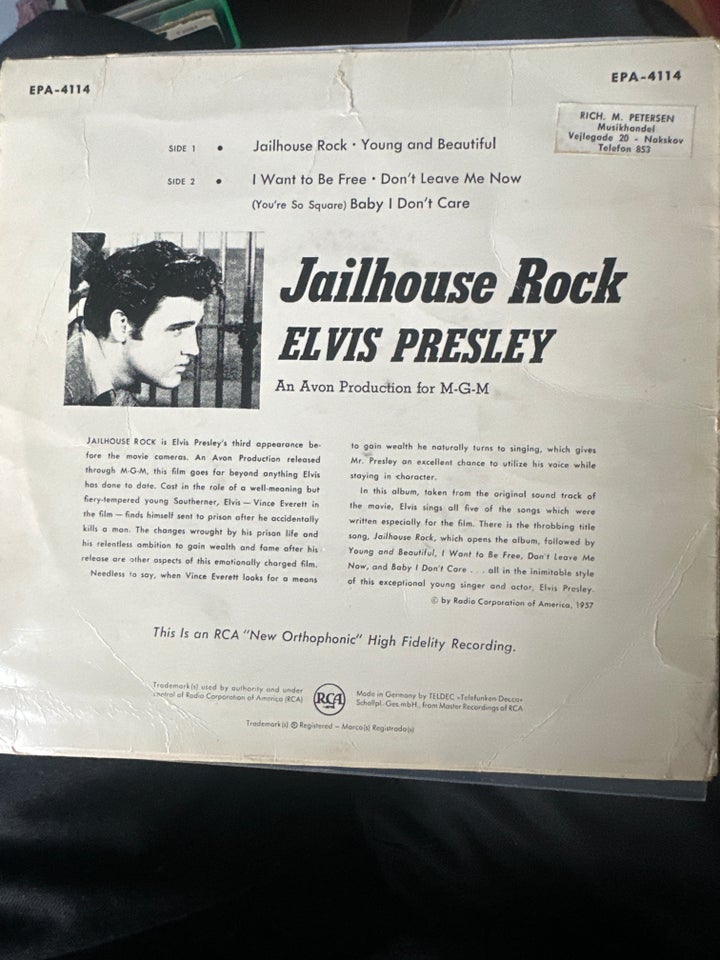 EP, Elvis Presley