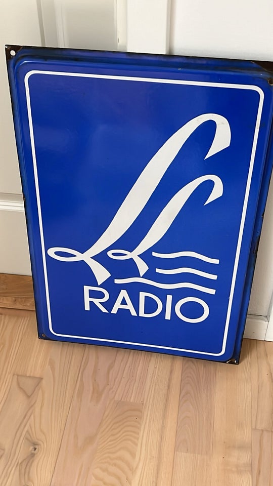 Emalje skilt, LL Radio