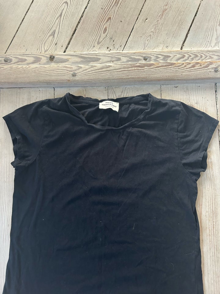 T-shirt, Mads Nørgaard, str. 36