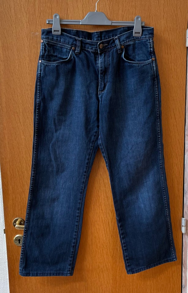 Jeans Wrangler str 32