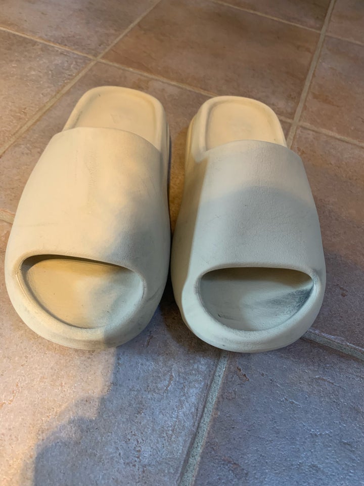 Sandaler, str. 37, Yeezy slide