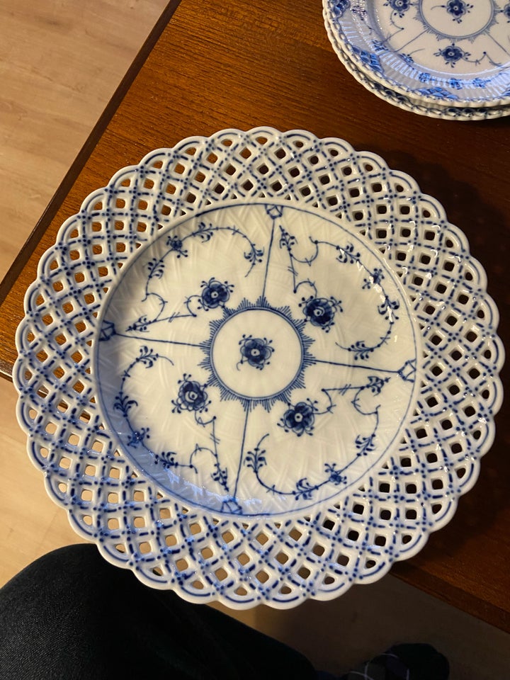 Porcelæn Helblonde tallerken