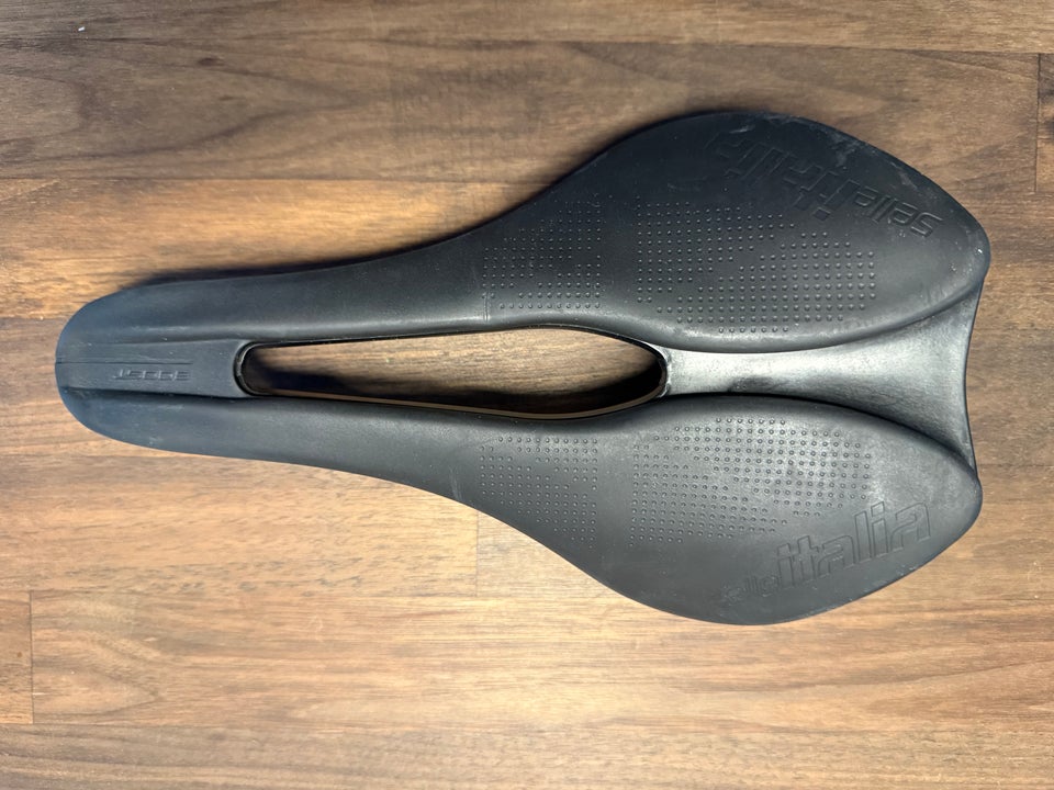 Sadel, Selle Italia Model X