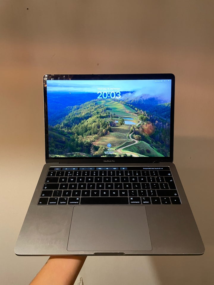 MacBook Pro, 2019 touchbar, God