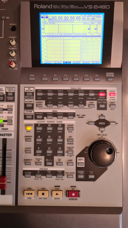 Digital mixer/harddiskrecorder,