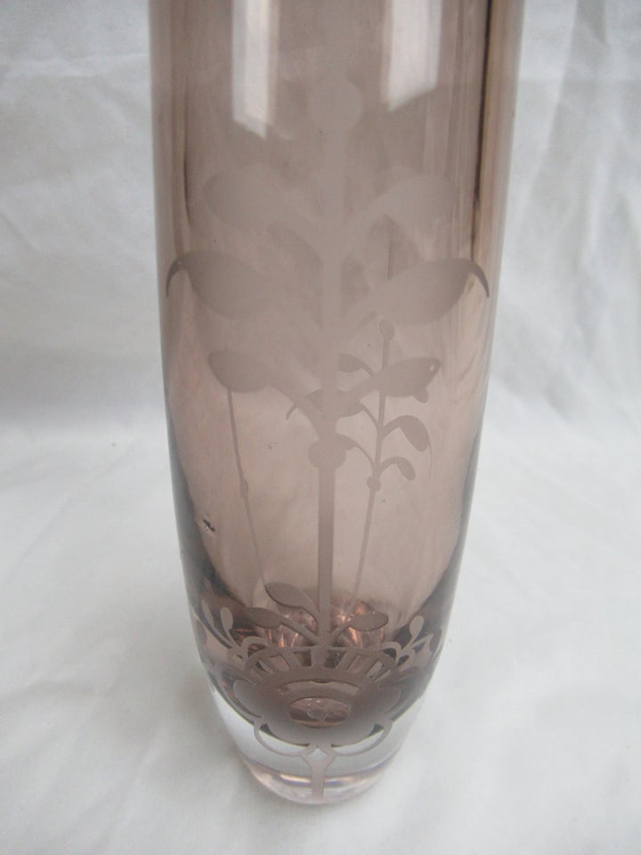 Musselmalet Vase 19 cm Støvet Rosa,