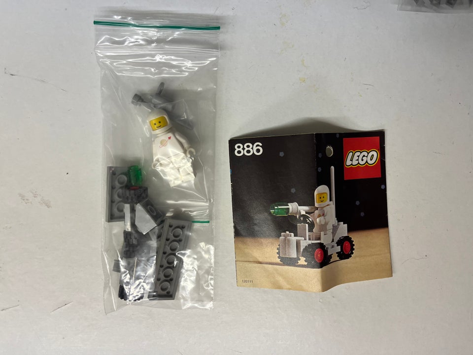 Lego Space, 886 Space Buggy