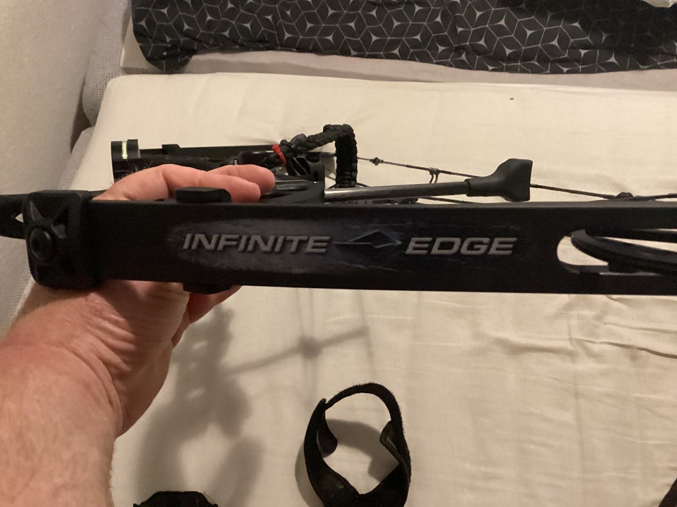 Bue, Bowtech Diamond infinite