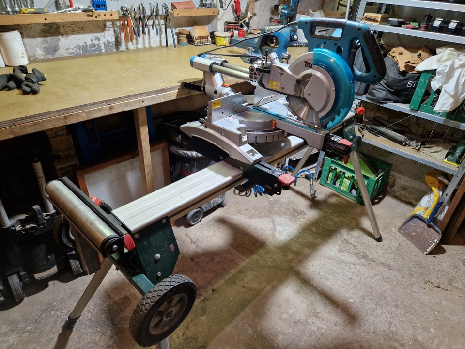 Kap- og geringssav, Makita LS1018L