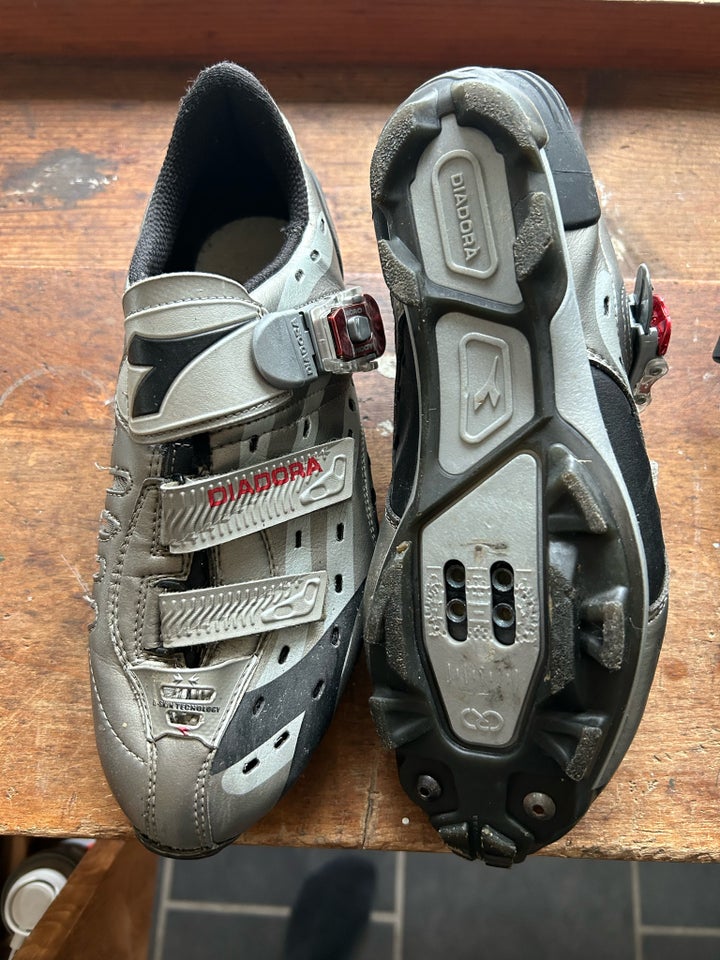 Cykelsko Cykelsko Diadora