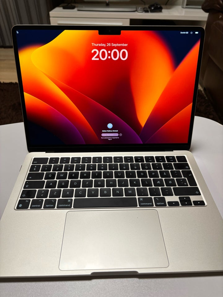 MacBook Air, 8 GB ram, 256 GB