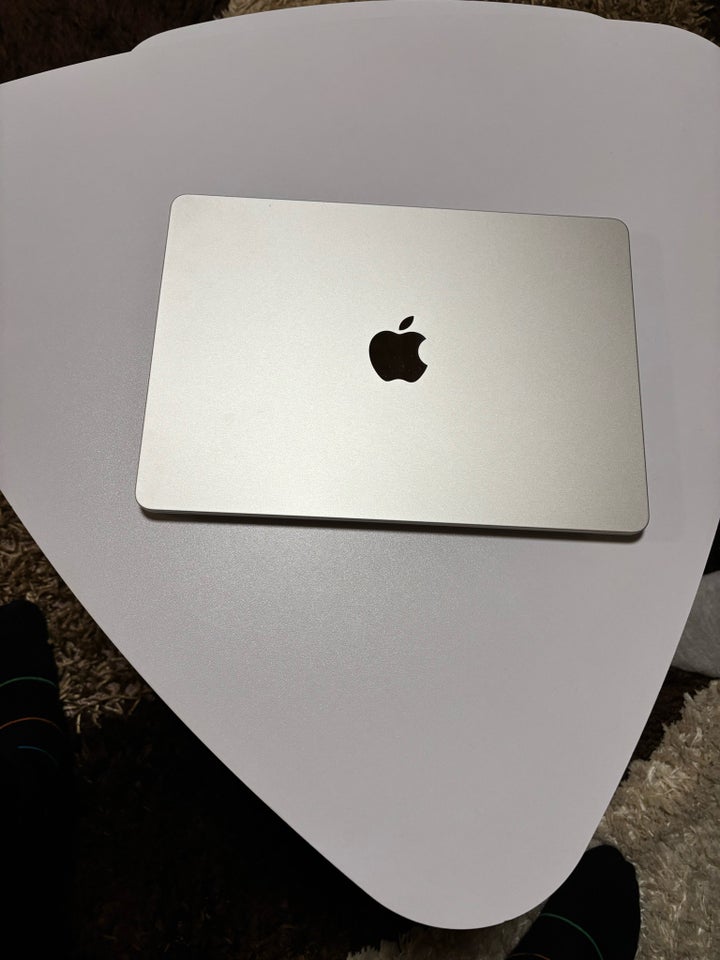 MacBook Air, 8 GB ram, 256 GB