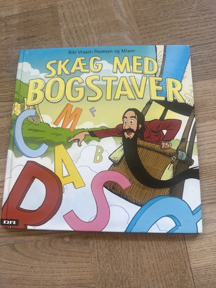 Skæg med bogstaver, Niki