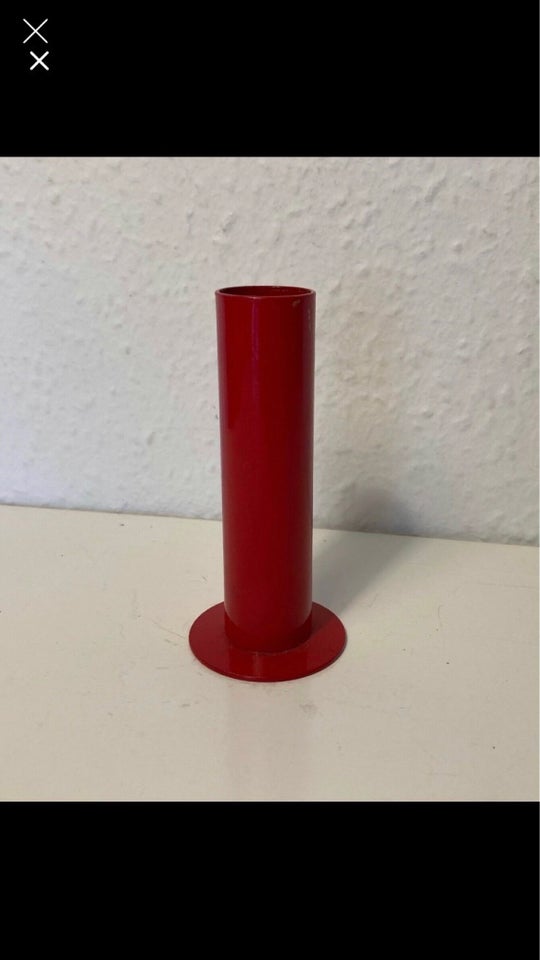 Rød cylinder lysestage