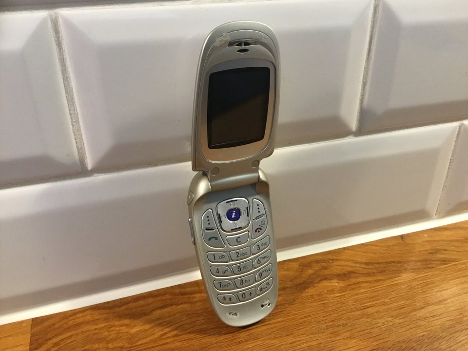 Samsung SGH E330, Rimelig