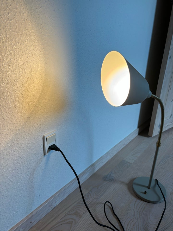 Lampe, Arne Jacobsen Bellevue