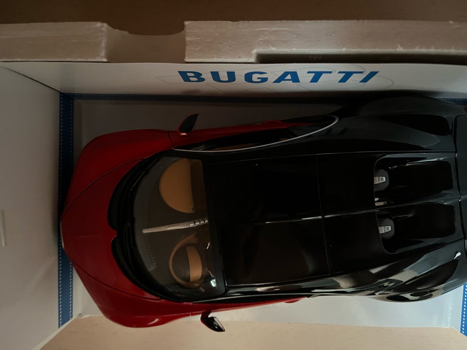 Modelbil, Bugatti Chiron, skala