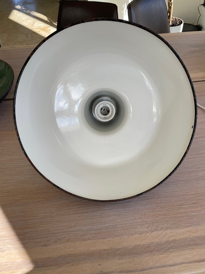 Anden loftslampe, Industri lampe