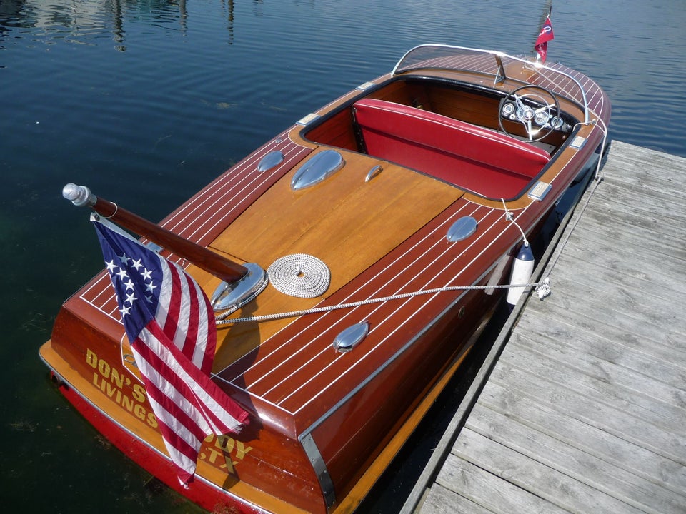 Chris Craft Capri 19