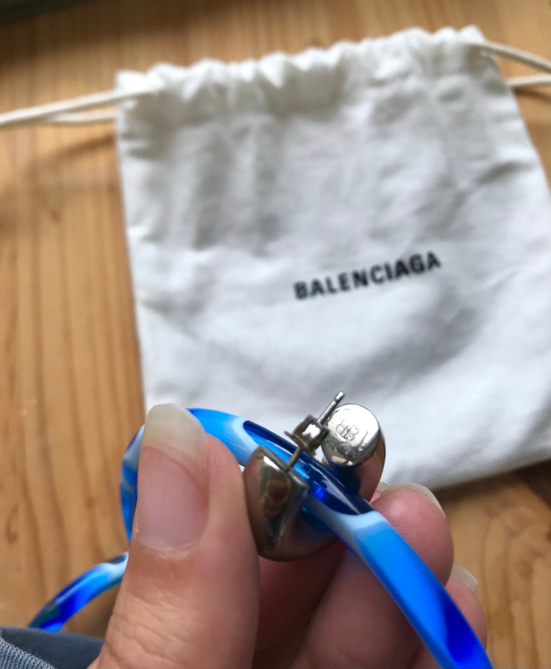 Øreringe, Balenciaga