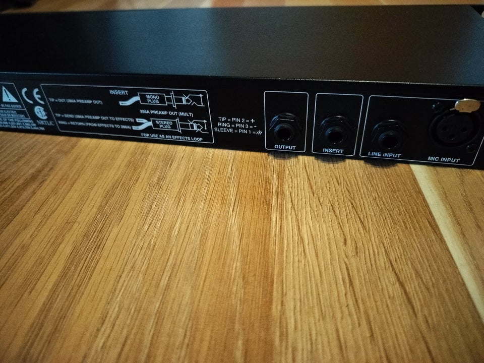 Mic preamp / processor, dbx 286A