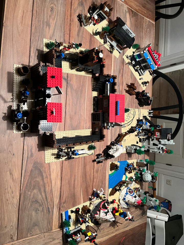 Lego andet, Western flere modeller