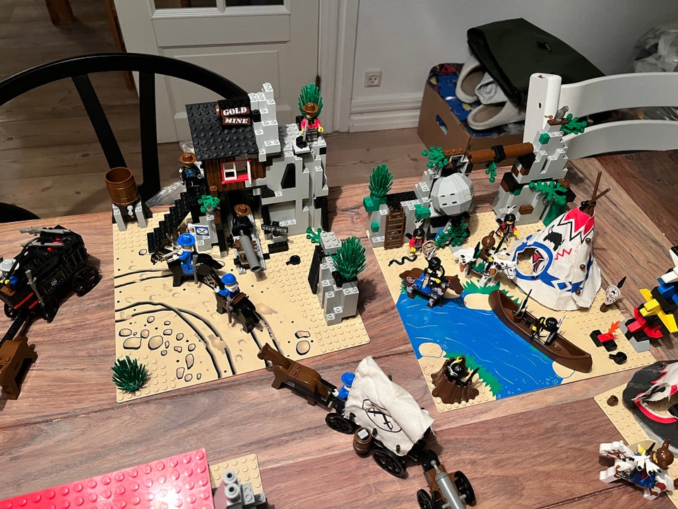 Lego andet, Western flere modeller