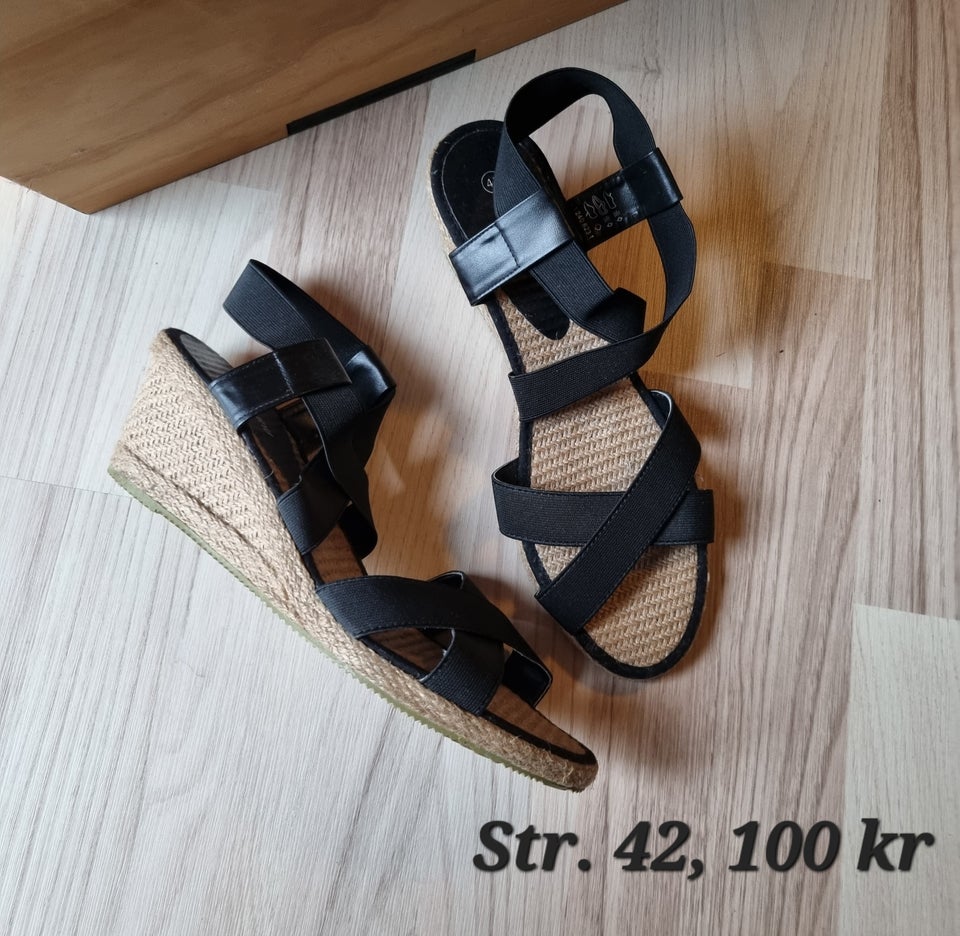 Sandaler, str. 42, Diverse