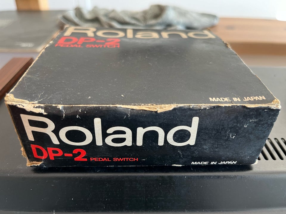 Switch pedal, Roland DP-2