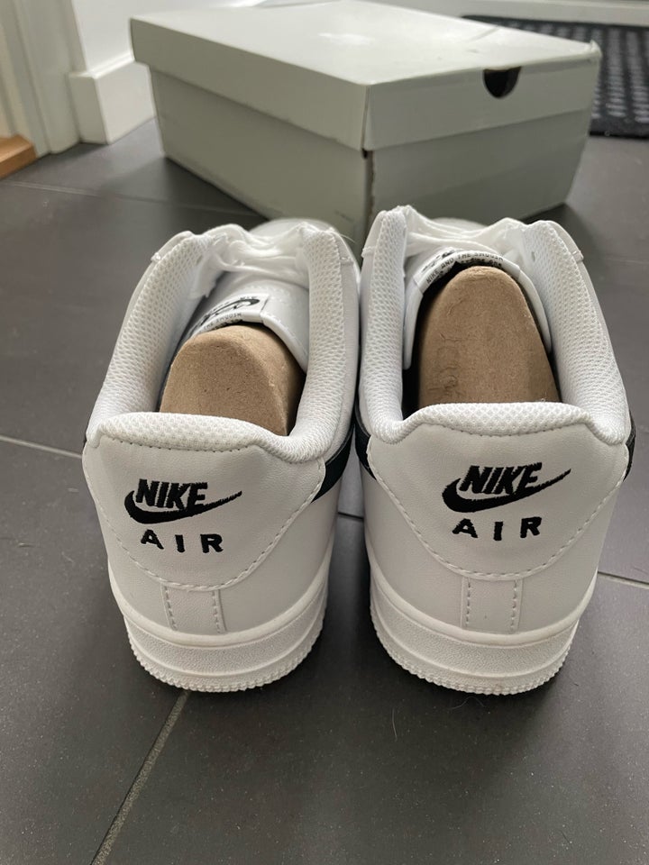 Sneakers, Nike Airforce, str. 44