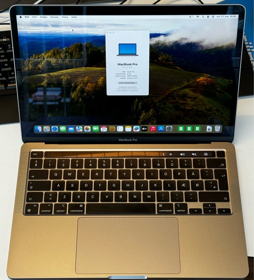 MacBook Pro 13” M2