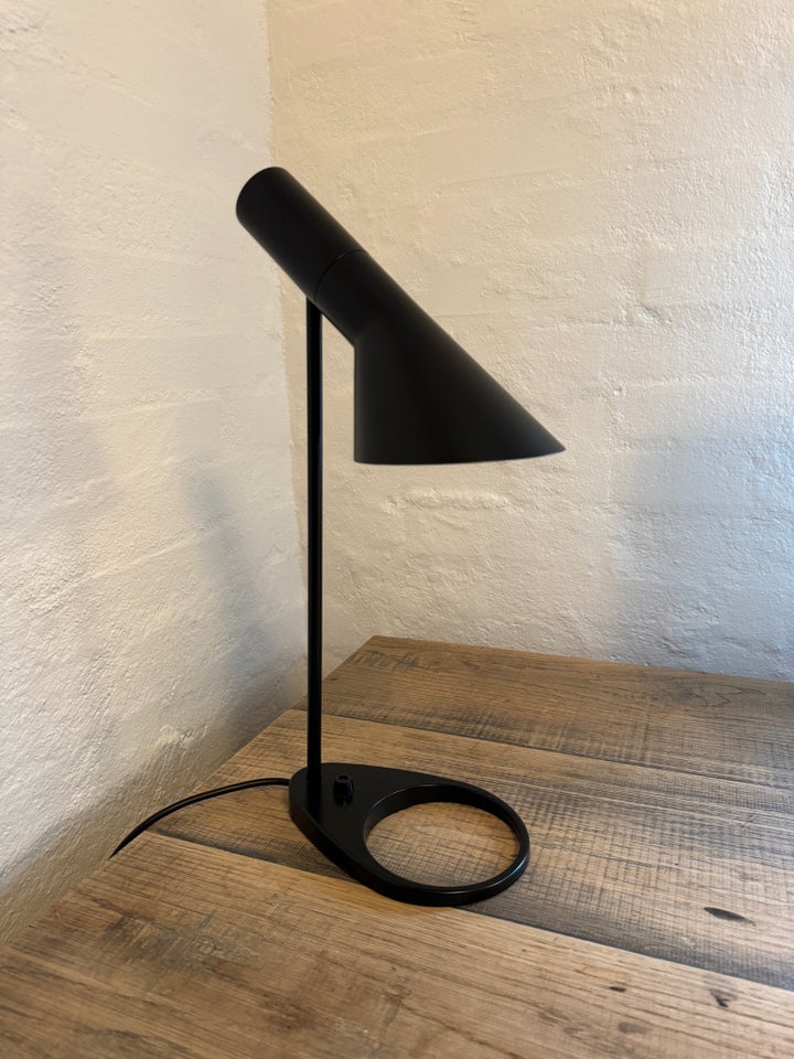 Arne Jacobsen AJ mini bordlampe