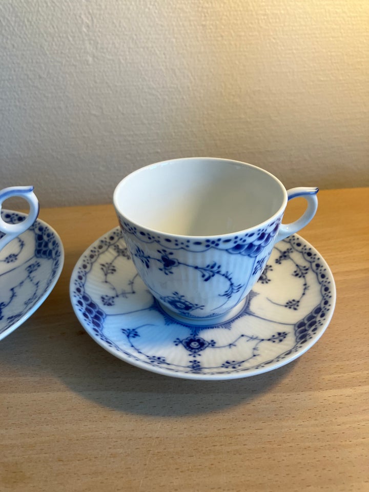 Porcelæn halvblonde kop  Royal