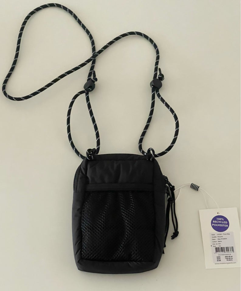 Crossbody, Mads Nørgaard