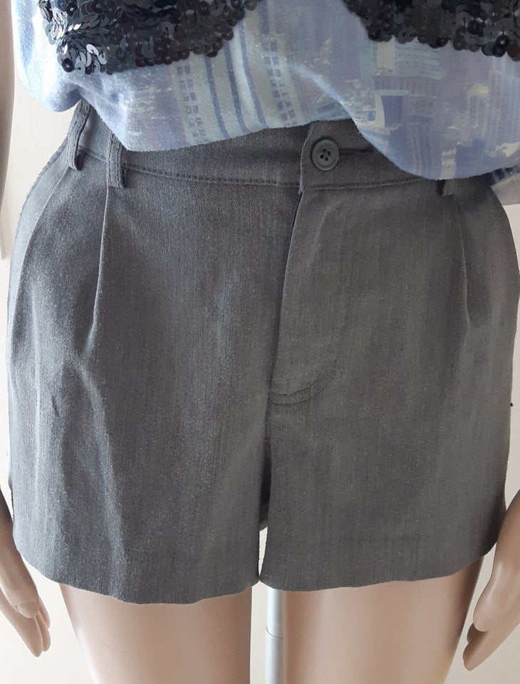 Shorts, HM, str. 40