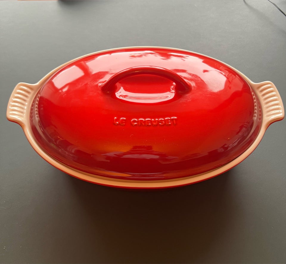 Stegeso, Le Creuset